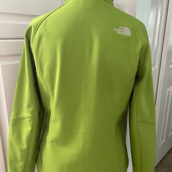 Ladies North Face TNF Apex Jacket - Picture 4 of 9